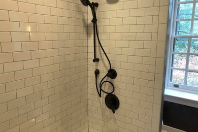 Bathroom - traditional bathroom idea in Philadelphia