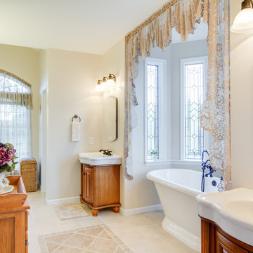 Traditional Bathroom