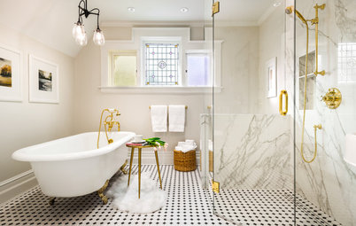 Room of the Day: Bathroom Mixes Period Details and Modern Style