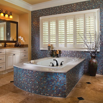 Traditional bathroom with blue mosaics