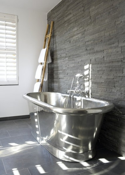 コンテンポラリー 浴室 by Anne Webster Designs Pty Ltd