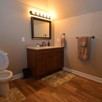 Traditional Bonus Room Bathroom