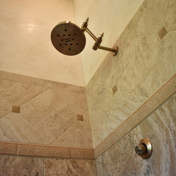 Traditional Master Bath in Hershey