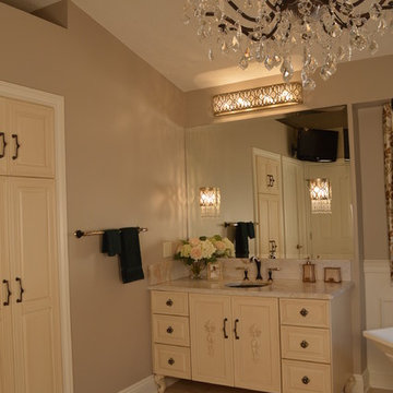 Traditional Master Bath Suite