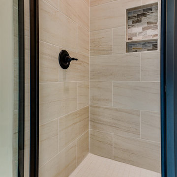 Traditional Style Shower