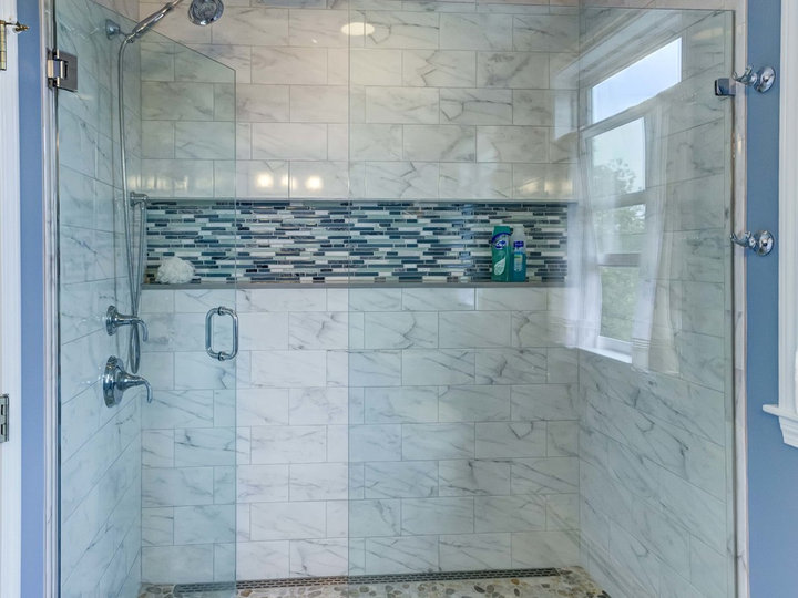 Master Bath - Contemporary Bathroom