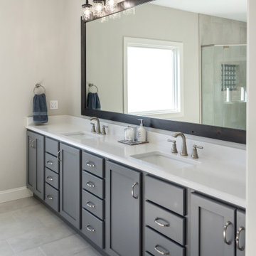 Transitional Bathroom