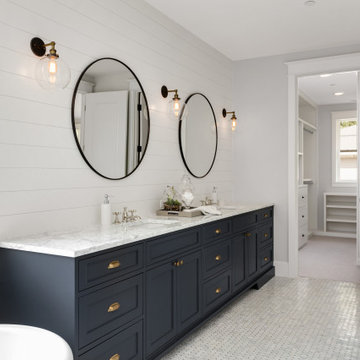 Transitional Bathroom