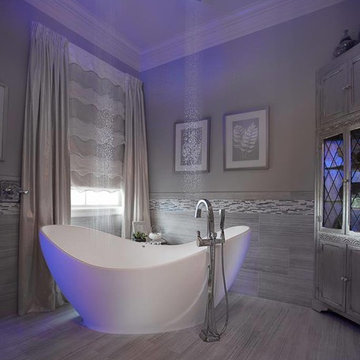Transitional master bath with slipper sofa & ceiling mount fixture