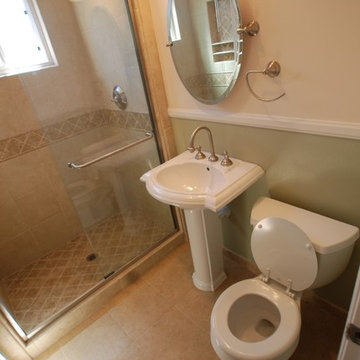 Travertine Shower & Border Row & Pedestal Sink