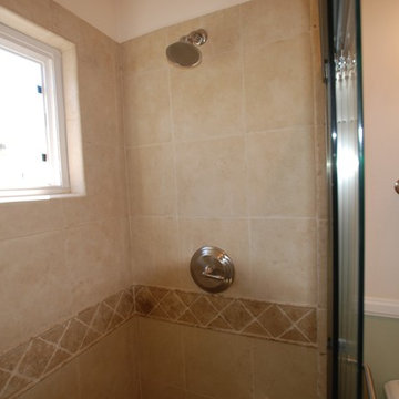 Travertine Shower & Border Row & Pedestal Sink