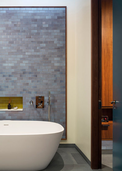 Industrial Bathroom by Andrew Franz Architect PLLC