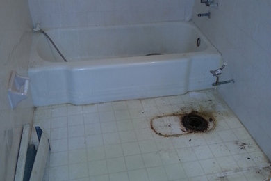 リッチモンドにあるモダンスタイルのおしゃれな浴室の写真