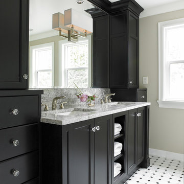 Tudor House - |ensuite