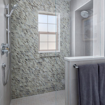 Two concealed niches and a concealed bench seat