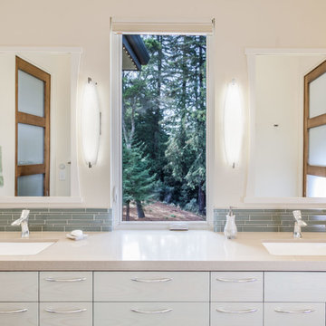 Two Sink Vanity in Modern Jack & Jill Bathroom