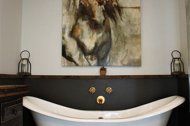 Inspiration for a shabby-chic style bathroom remodel in Milwaukee