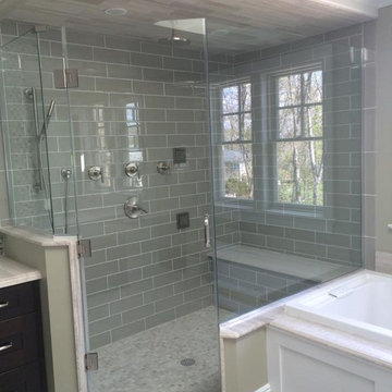 U.S.FRAMLESS GLASS SHOWER DOOR