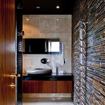 Ultra Modern Bathroom Design in Crema Marfil Marble and Slate