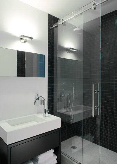 コンテンポラリー 浴室 by Magdalena Keck Interior Design