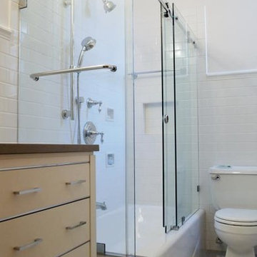 Upper West Side, NYC: Light, Bright Bathroom Remodel