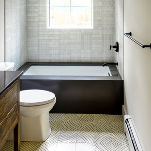 75+ Bäder mit Quarzit-Waschtisch und schwarzer Waschtischplatte Ideen