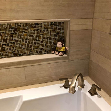 Vanessa and Andrews Master Bath - Private Home - Knoxville, Tennessee