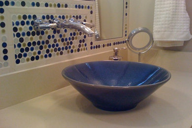 Inspiration for a contemporary bathroom remodel in Houston