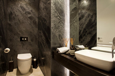 Aménagement d'une salle de bain principale contemporaine de taille moyenne avec un mur gris.