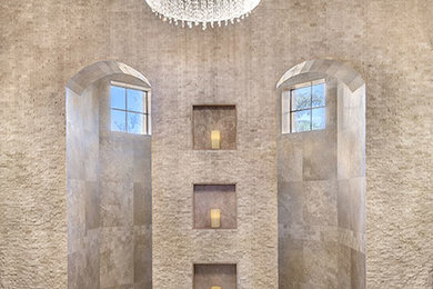 タンパにあるトランジショナルスタイルのおしゃれな浴室 (ダブルシャワー) の写真