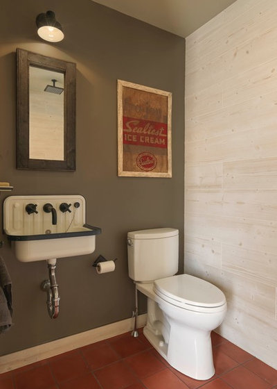 Rustic Cloakroom by Joan Heaton Architects