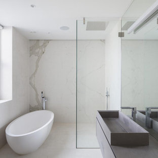 This is an example of a modern bathroom in London.