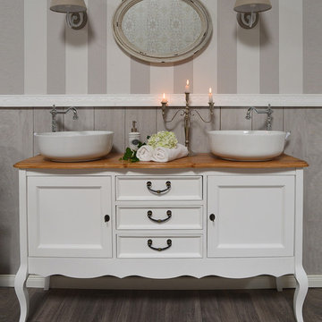 Vintage Bathroom Vanities