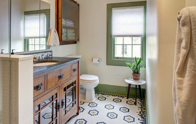 Vintage Bathroom Makeover With a Special Tile Touch