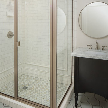 VINTAGE INSPIRED BATHROOM