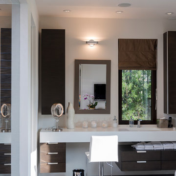 Wallace Ridge Beverly Hills modern home luxury primary suite vanity