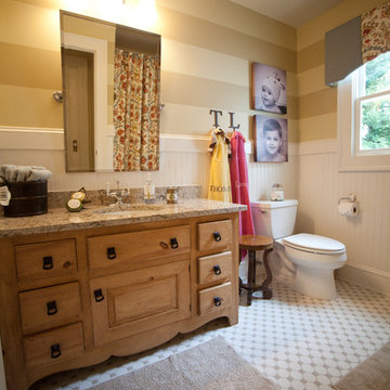 Warren Kid's Bathroom