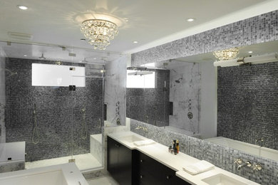 Inspiration pour une salle de bain design.