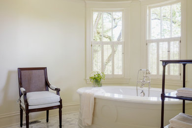 Example of an ornate bathroom design in Seattle