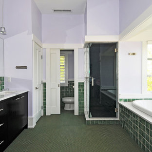 75+ Badezimmer mit grünen Fliesen und lila Wandfarbe Ideen & Bilder