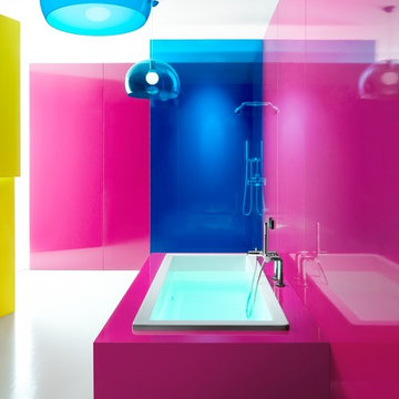 Weinstein Bath Spaces