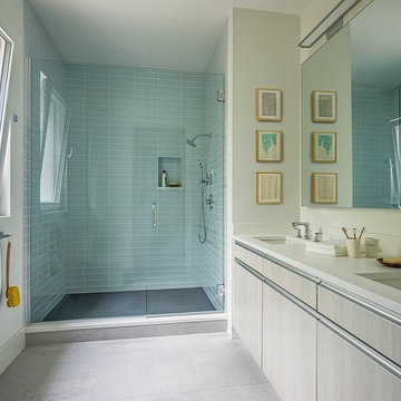 Wellfleet Modern House - Master Bath