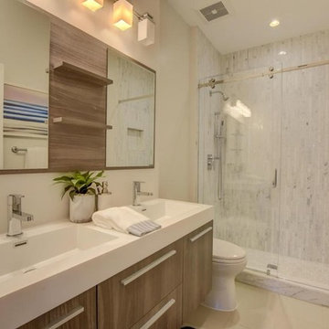 West Delray Beach Residence - Guest Bathroom 1