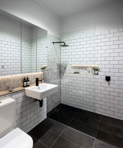 Contemporary Bathroom by Roomfour