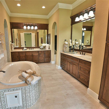 Weston Lakes Cabinetry