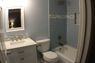 Foto på ett funkis badrum