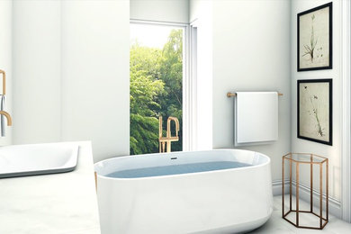 Modelo de cuarto de baño principal actual con bañera exenta, suelo de mármol y encimera de mármol