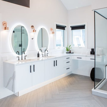 White High-Gloss Kitchen