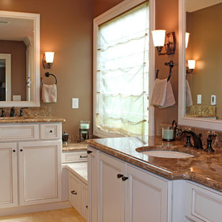 Off White Bathroom | Houzz