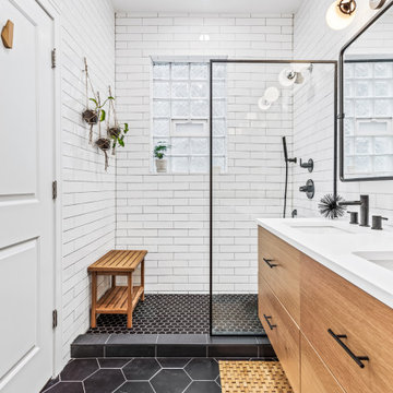 Wicker Park Bathroom